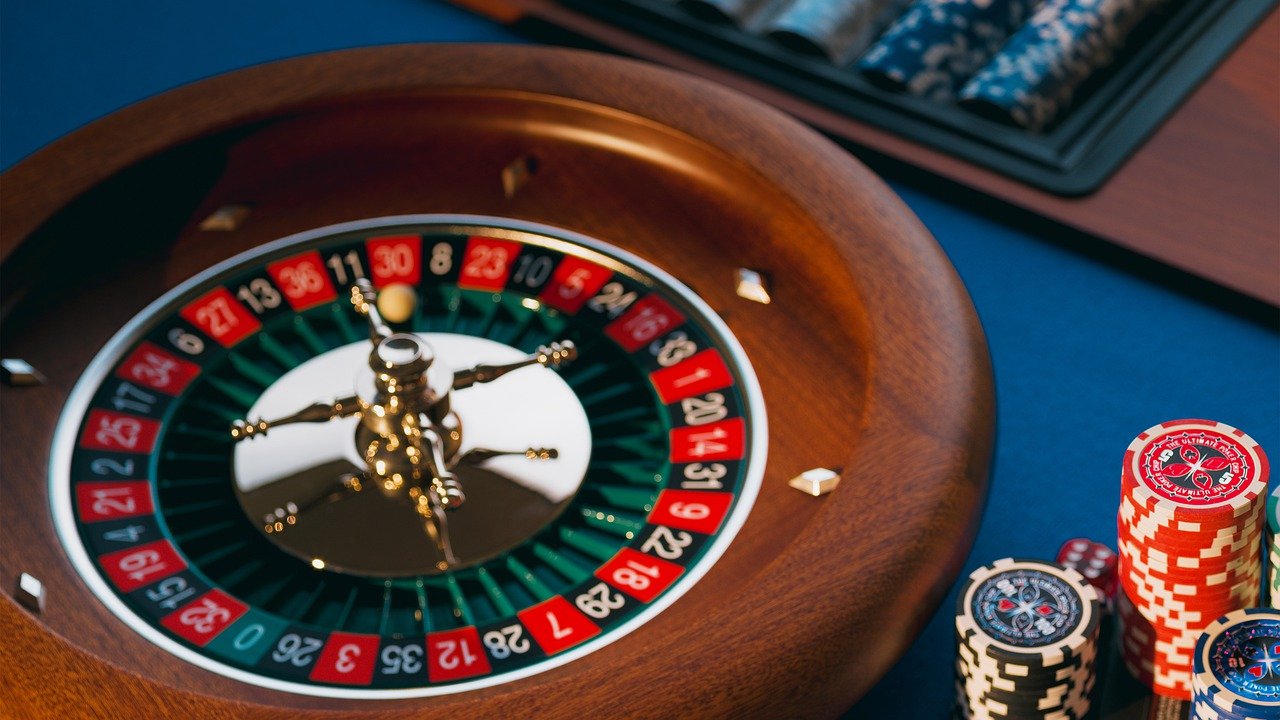 Virtual vs. Reality: The World of Online Casino Gaming